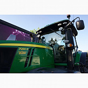 Трактор John Deere 7280 R, Киев облысы. 