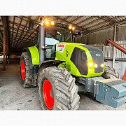 Дөңгөлөктүү трактор Claas Axion 850, Черкассы областы. 