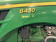 Трактор John Deere 8430 Дата на издаване 20010 Трансмисия Powershift, област Виница. Украйна