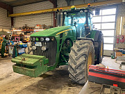 Трактор John Deere 8430 Дата на издаване 20010 Трансмисия Powershift, област Виница. Украйна