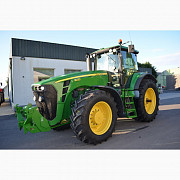 Трактор John Deere 8230 (2008), Ровно облысы. 