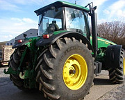 Дөңгелекті трактор JOHN DEERE 8430, Волинск облысы. 