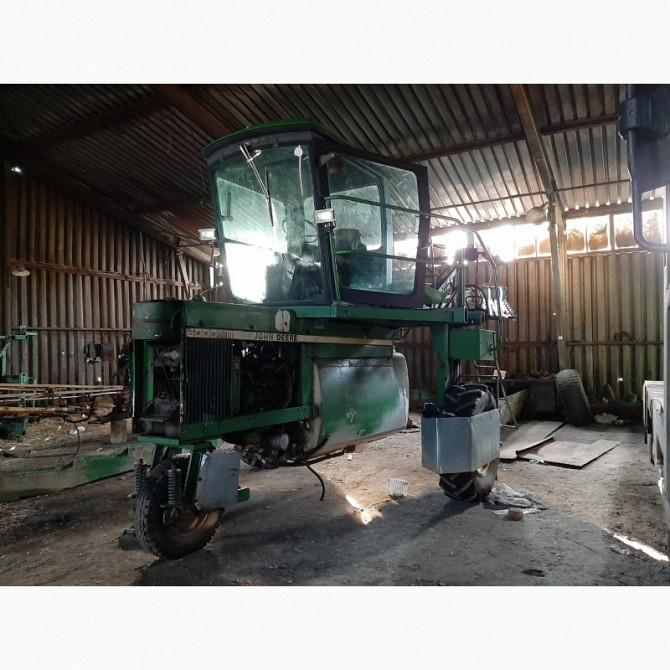 Обприскувач самохідний John Deere 6000, Сумська обл.  - зображення 1