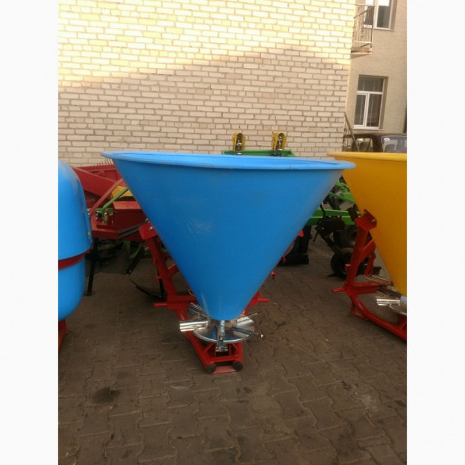 Розкидач, розкидач, лійка, лійка, рум 300 - 500 - 650 - 1000 кг. Польща, Львівська область.  - изображение 1