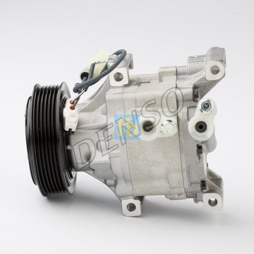 Компресор кондиціонера DENSO DCP99524 для трактора JOHN DEERE, Київ.  - изображение 1