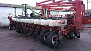 Посівний комплекс Massey Ferguson MF-555 з бункером Amity ST 250, Сумська область. Украйна