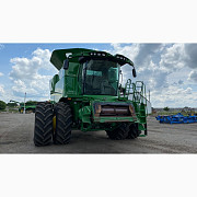 Комбайн JOHN DEERE S680 (2014), Київ. 