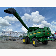 Комбайн JOHN DEERE S680 (2014), Київ. 