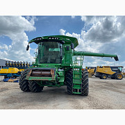 Комбайн JOHN DEERE S680 (2014), Київ. 