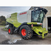 Комбайн Claas Lexion 750 + V750, Київ. Украйна