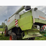 Комбайн Claas Lexion 450, Київська область. Україна