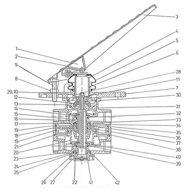Тормозной клапан с педалью на погрузчик Сталева Воля Л-34, Дресста Л-534  - слика 1