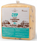 Сир твердий з волоським горіхом 45% жиру в сухій речовині Дніпро